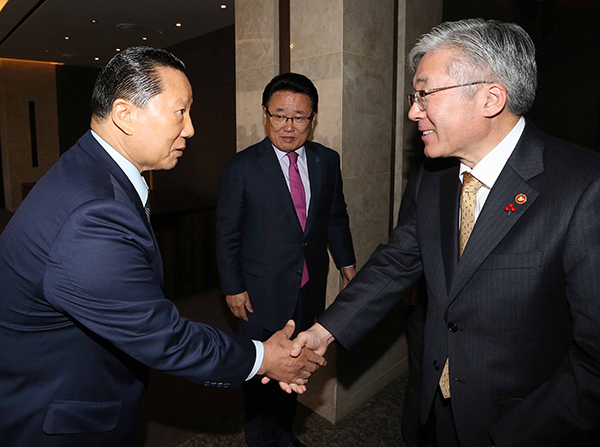 신년인사회 참석한 경기단체장들 사진(전체 제공: 문화체육관광부)